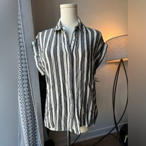 Harper black & white striped cap sleeve button down
